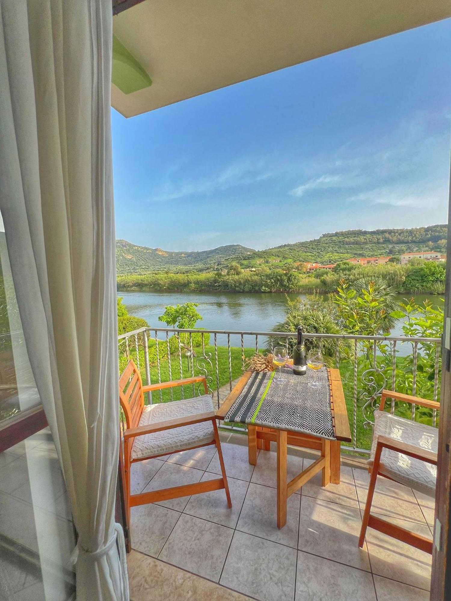 Temo River House Romantic Balcony And Peaceful Retreat In The Heart Of Bosa Exterior photo