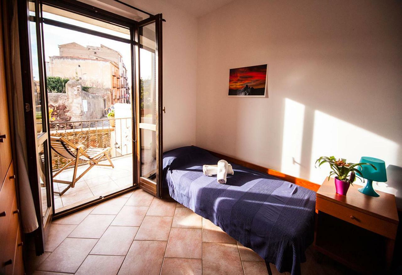 Temo River House Romantic Balcony And Peaceful Retreat In The Heart Of Bosa Exterior photo